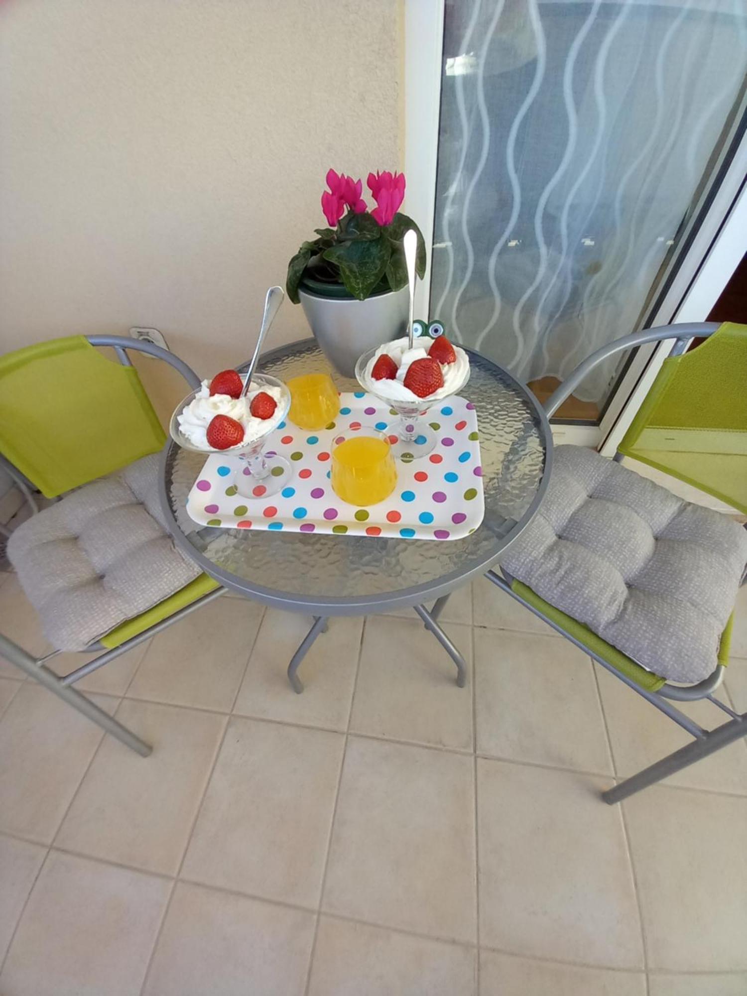 Apartment Harmony - Pleasant And Comfortable Place With A Balcony And A Secured Garage Split Dış mekan fotoğraf