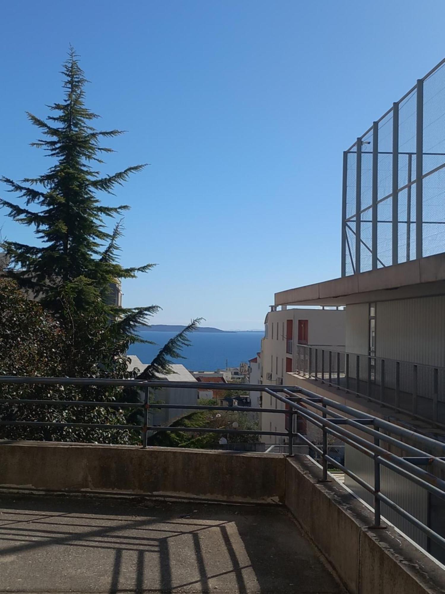 Apartment Harmony - Pleasant And Comfortable Place With A Balcony And A Secured Garage Split Dış mekan fotoğraf